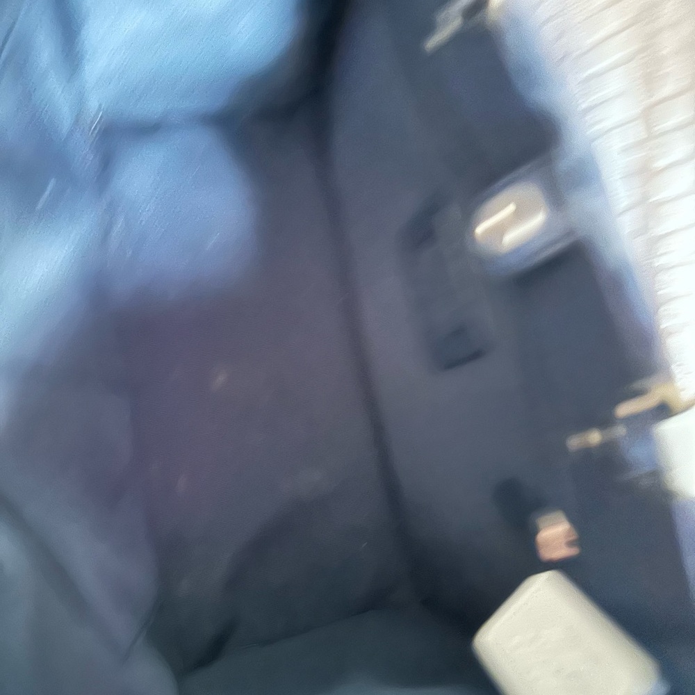 🔥🔥🔥Beautiful Coach - Picture 5 of 5